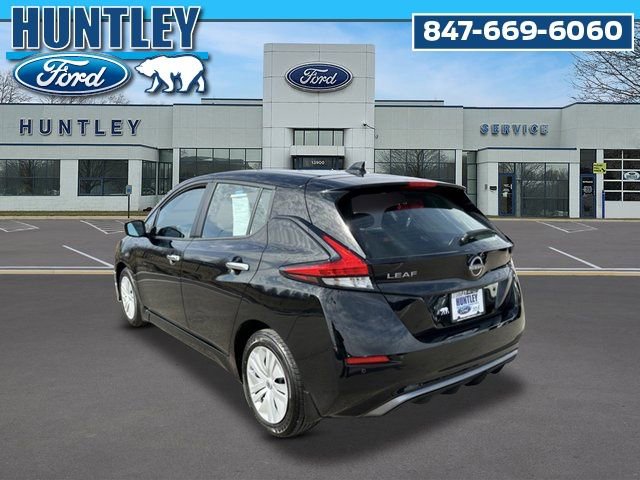 Used 2025 Nissan Leaf S image 6