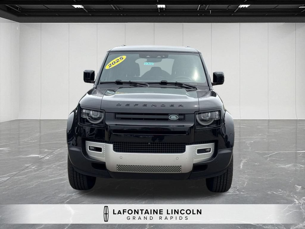 Used 2025 Land Rover Defender 110 S AWD/4WD image 8