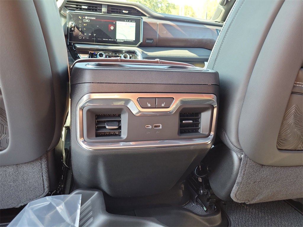 New 2026 GMC Sierra 2500 Denali Ultimate w/ Max Trailering Package image 30