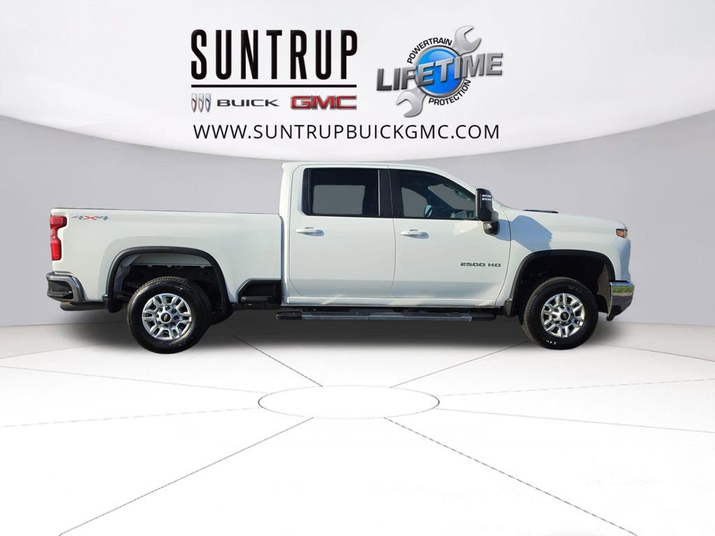 Used 2025 Chevrolet Silverado 2500 LT w/ Convenience Package image 7