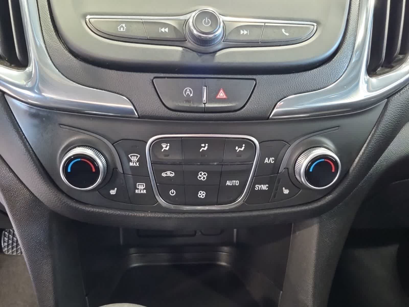 Used 2022 Chevrolet Equinox LT FWD image 25