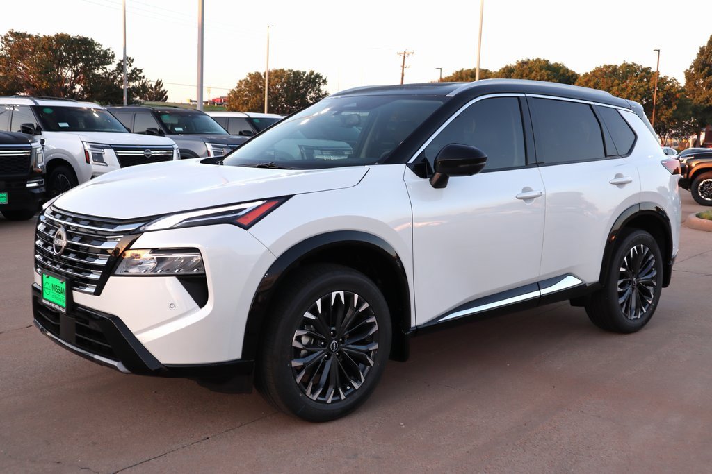 New 2026 Nissan Rogue Platinum w/ Platinum Premium Package image 3
