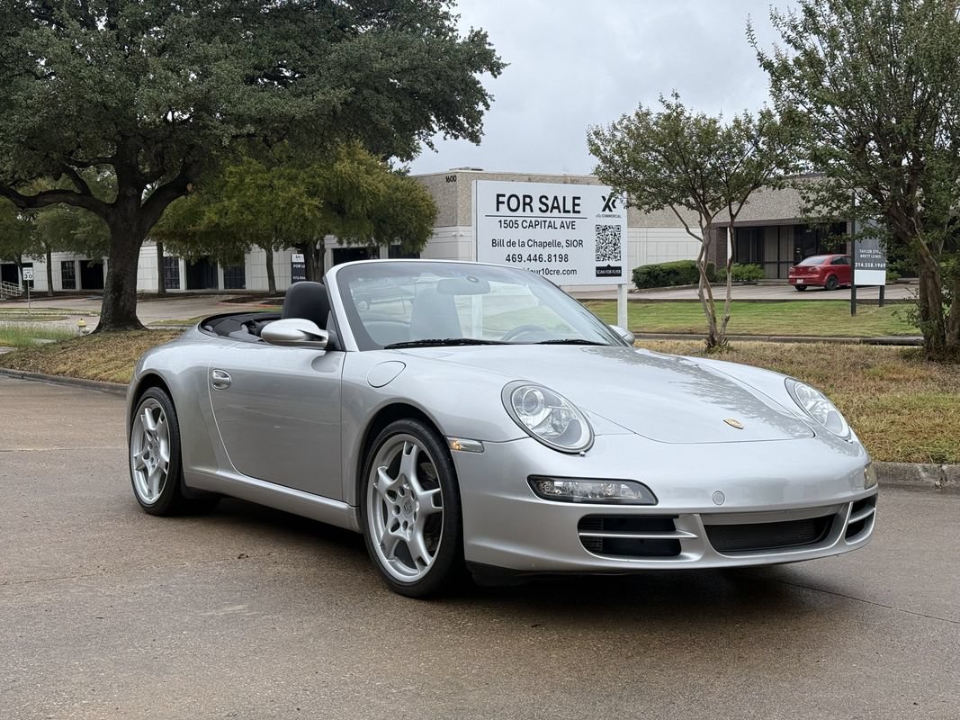 Used 2006 Porsche 911 Carrera 4 AWD/4WD image 3