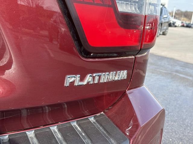 Used 2023 Nissan Armada Platinum w/ Captain's Chairs Package AWD/4WD image 5
