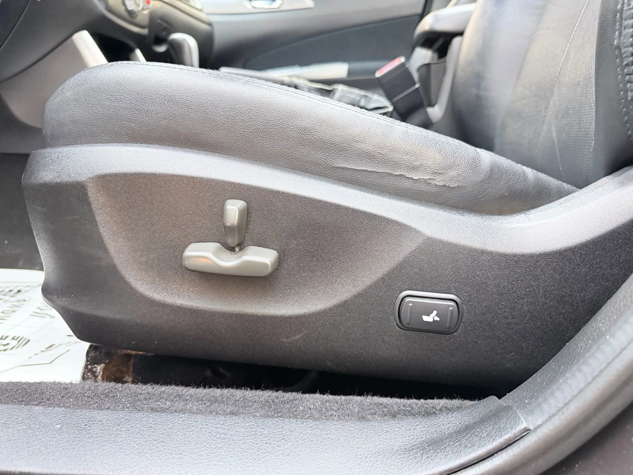 Used 2013 Subaru Forester 2.5X Limited image 11