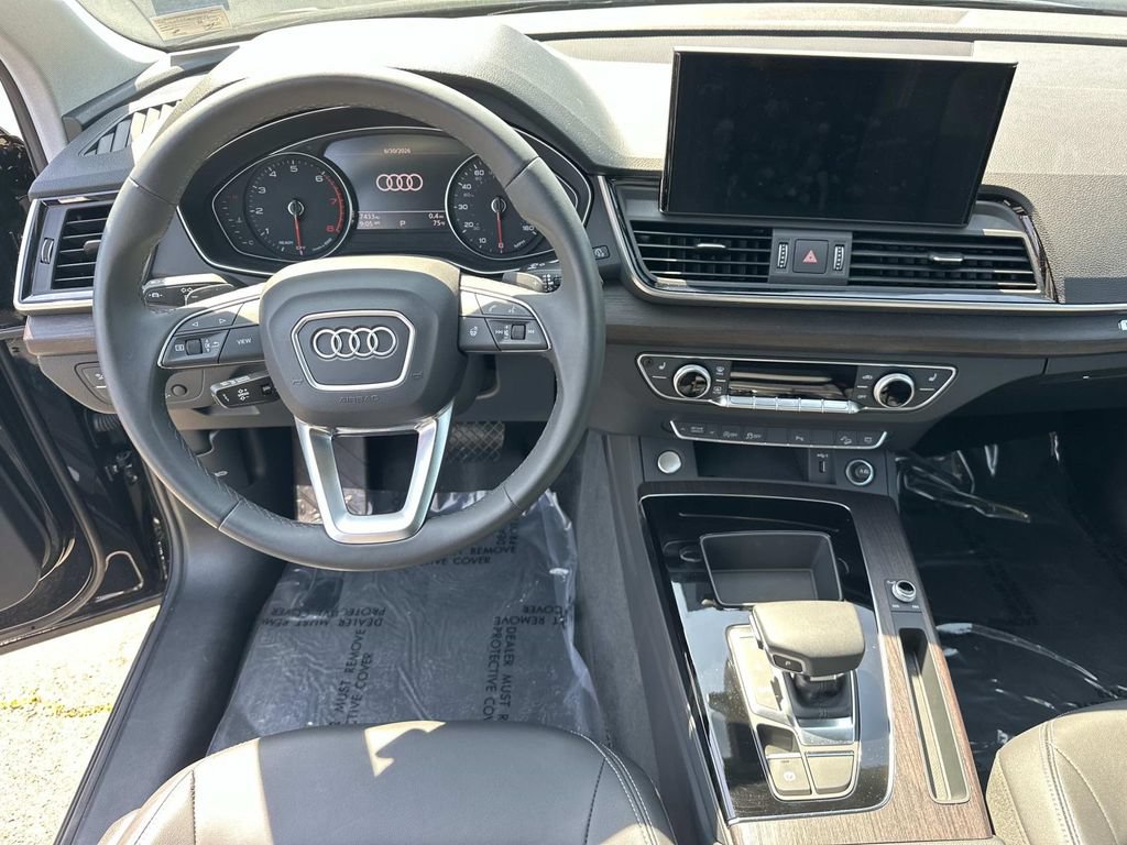 Used 2024 Audi Q5 2.0T Premium AWD/4WD image 21