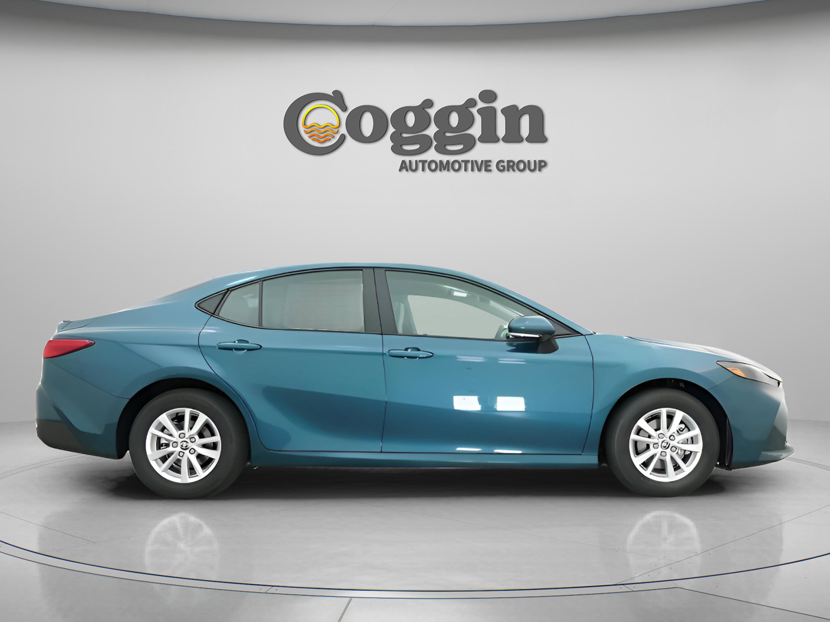 Used 2026 Toyota Camry LE w/ Convenience Package FWD image 22