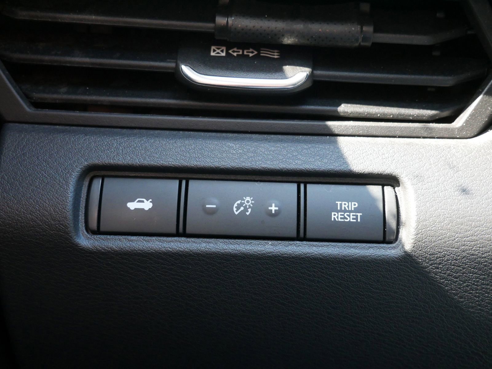 Used 2022 Nissan Altima 2.5 SV image 27