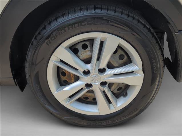 Used 2020 Nissan Kicks S FWD image 26