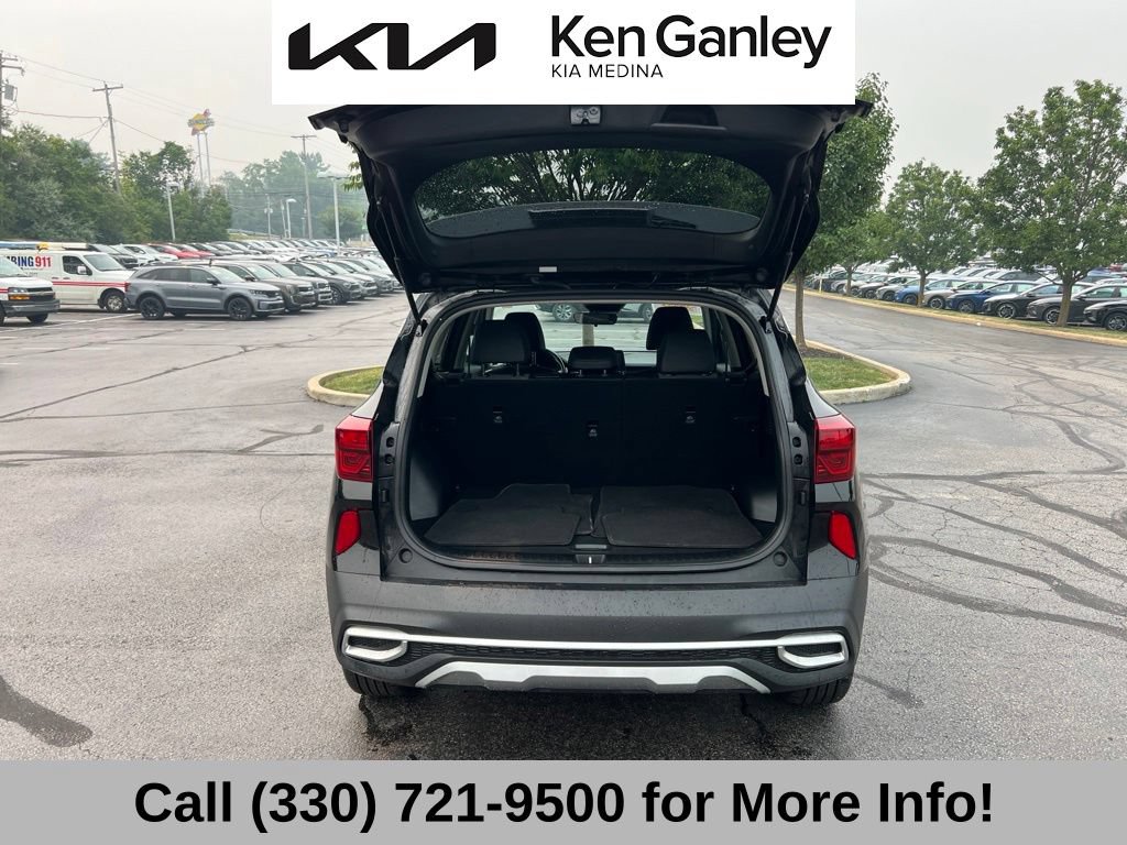 Certified 2023 Kia Seltos S w/ Navigation Package AWD/4WD image 52