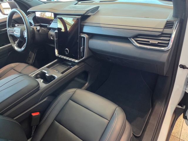 New 2026 GMC Acadia Elevation w/ Black Edition FWD image 19