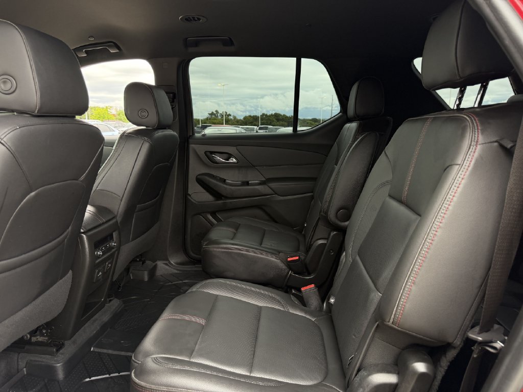 Used 2023 Chevrolet Traverse RS w/ LPO, Floor Liner Package FWD image 26