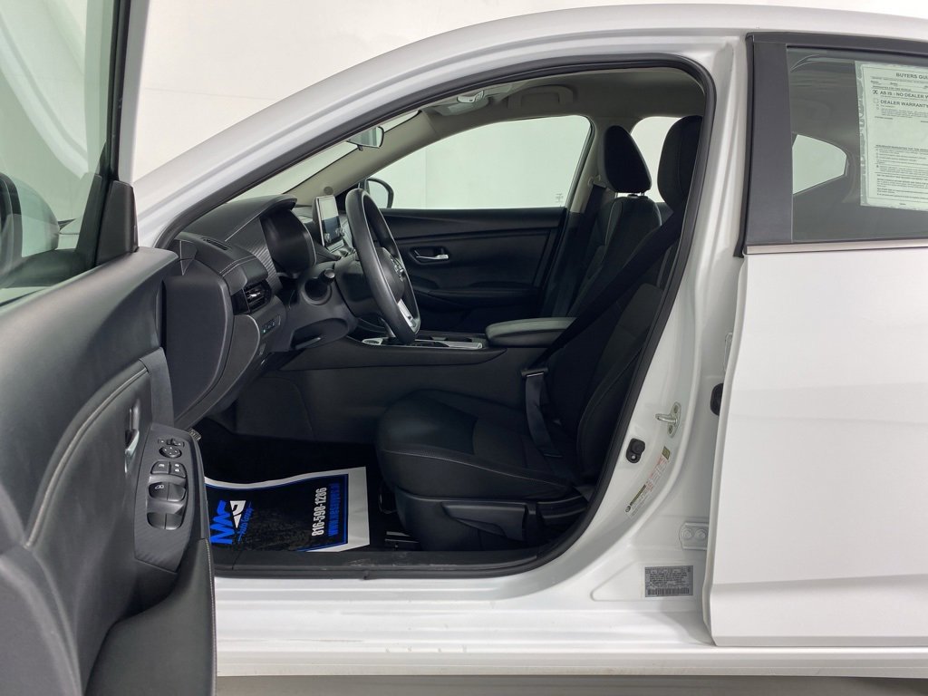 Used 2023 Nissan Sentra SV image 11