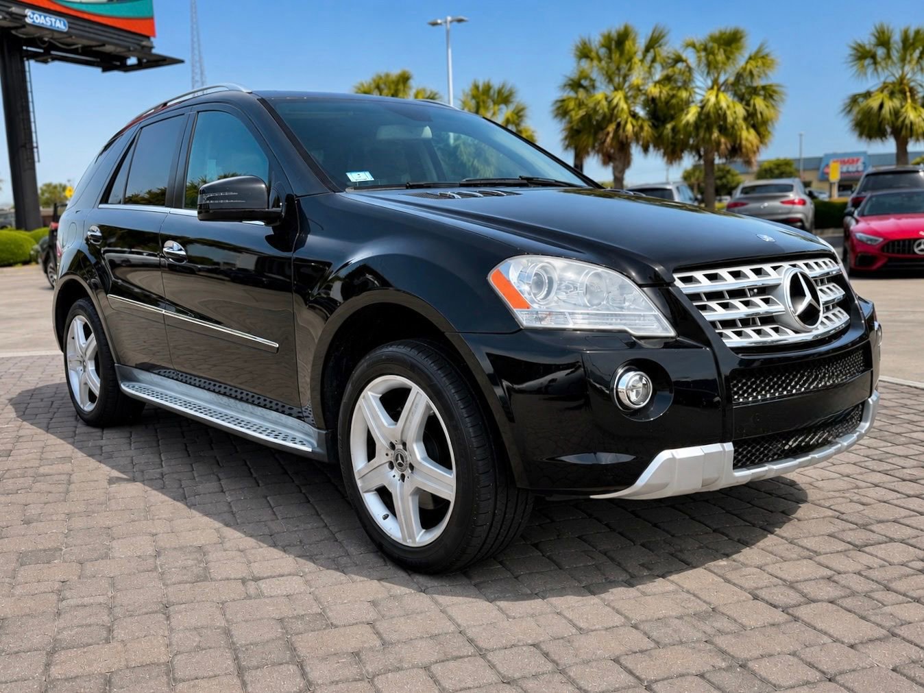 Used 2011 Mercedes-Benz ML 550 4MATIC image 6