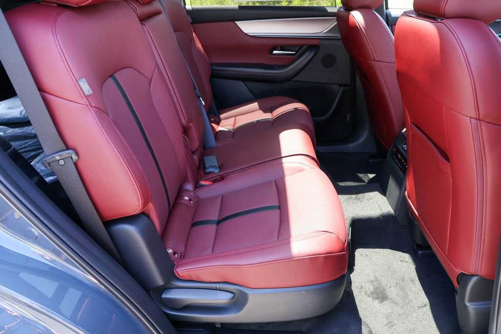 Used 2025 MAZDA CX-70 Plug-In Hybrid w/ Premium Plus image 33