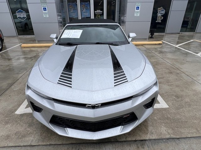 Used 2018 Chevrolet Camaro SS image 8