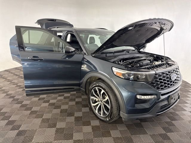 Used 2023 Ford Explorer ST-Line w/ Class IV Trailer Tow Package image 13