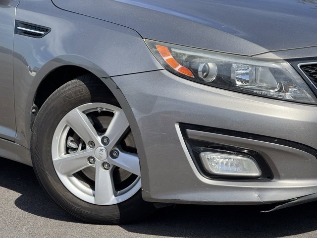 Used 2015 Kia Optima LX w/ LX Convenience Package image 2