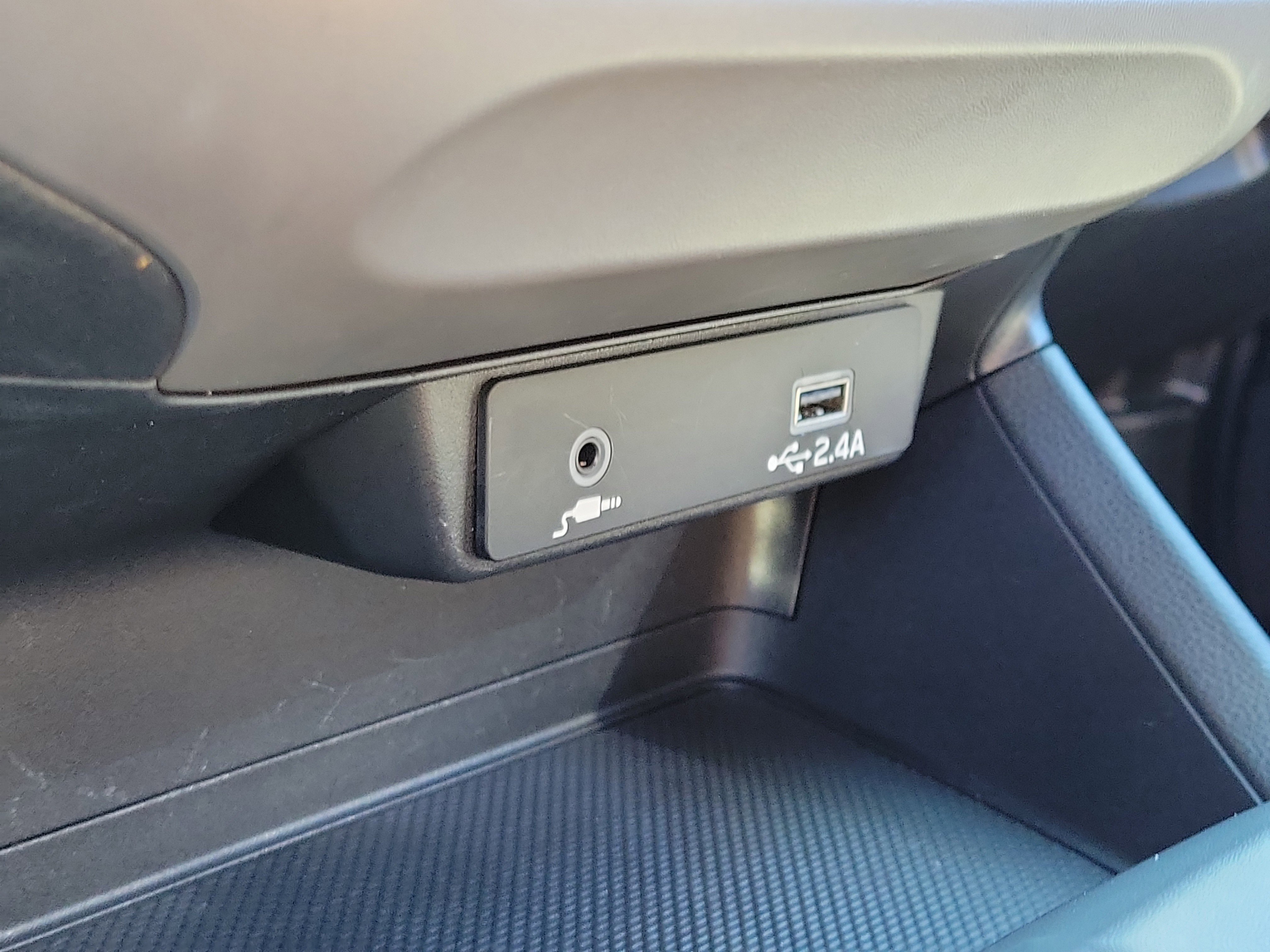 Certified 2025 Subaru Crosstrek 2.0i image 29