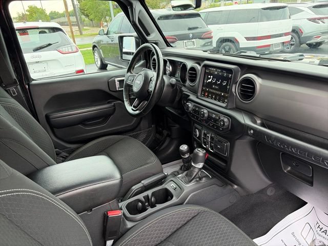 Used 2021 Jeep Wrangler Unlimited Sport AWD/4WD image 5