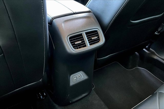 Used 2023 Buick Envision Essence image 10