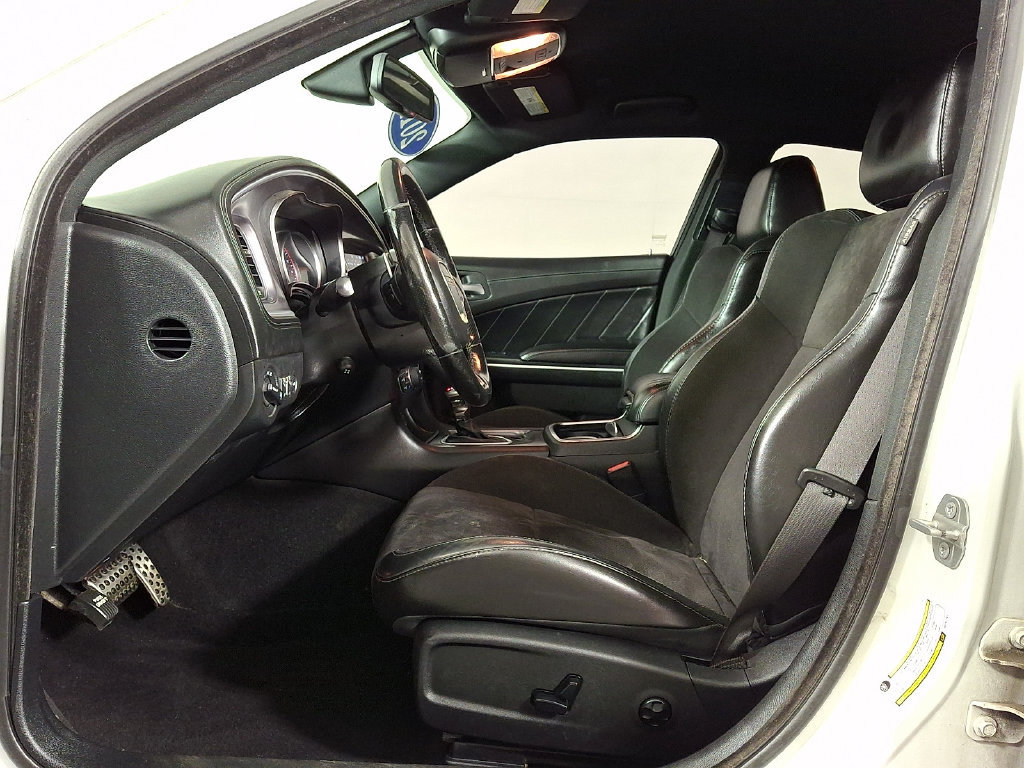 Used 2019 Dodge Charger R/T w/ Plus Group RWD image 16
