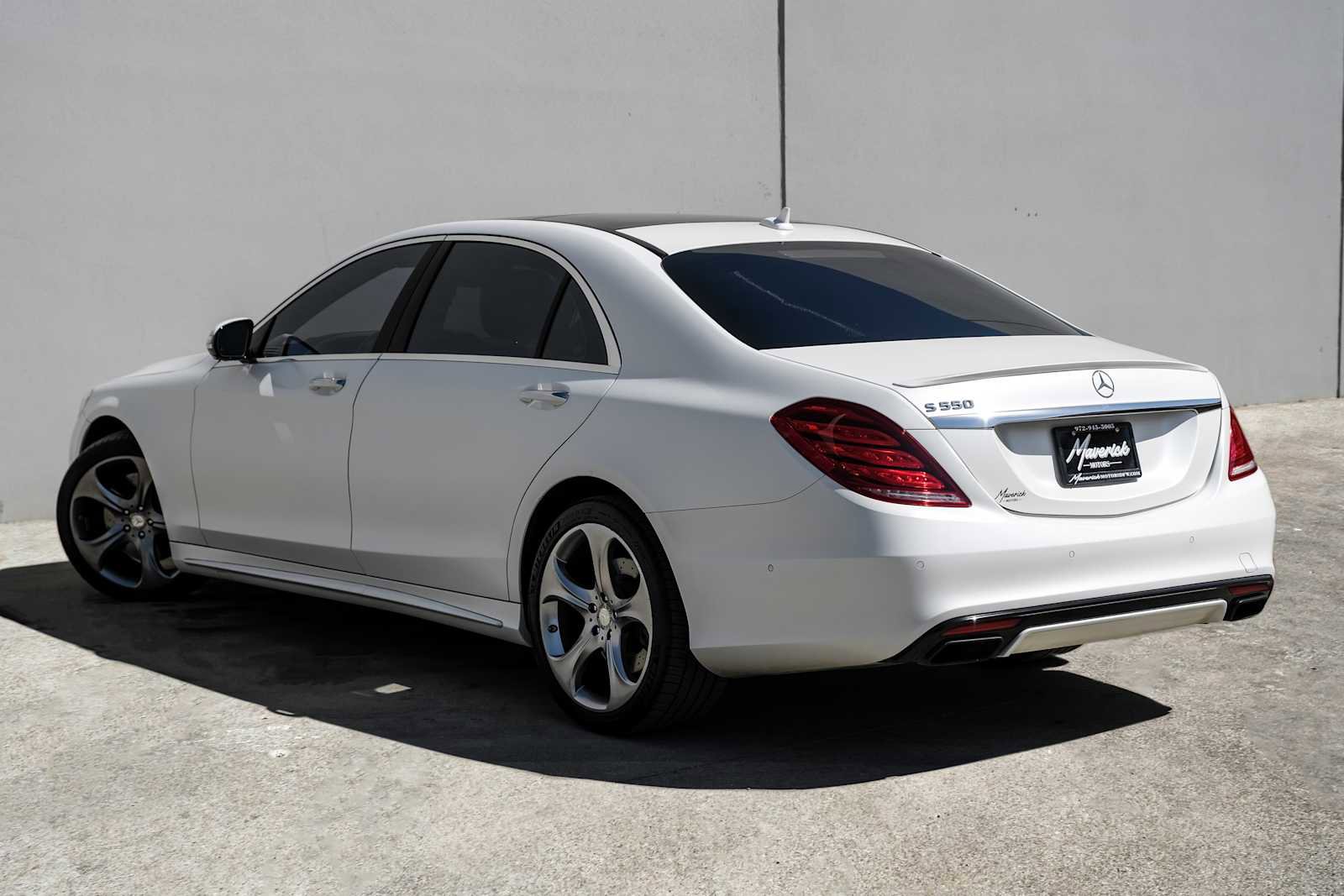 Used 2017 Mercedes-Benz S 550 Sedan image 11