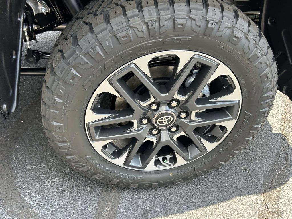 New 2026 Toyota Tundra Limited AWD/4WD image 10