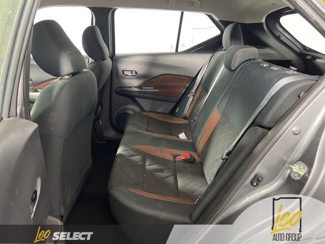 Used 2020 Nissan Kicks SR w/ Exterior Package FWD image 12