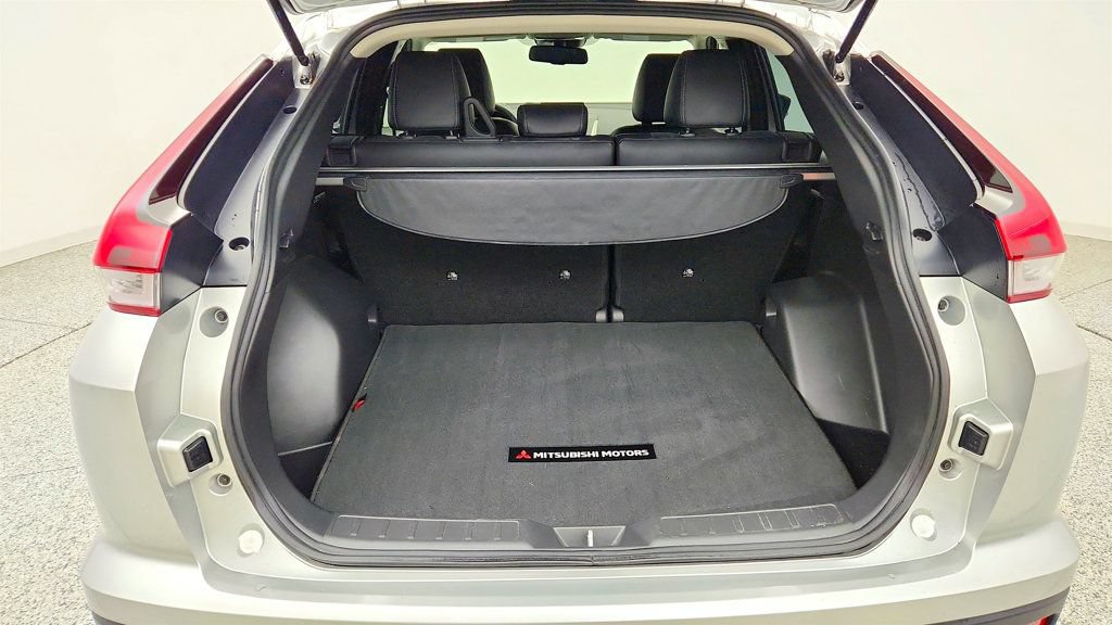 Used 2022 Mitsubishi Eclipse Cross SE FWD image 22