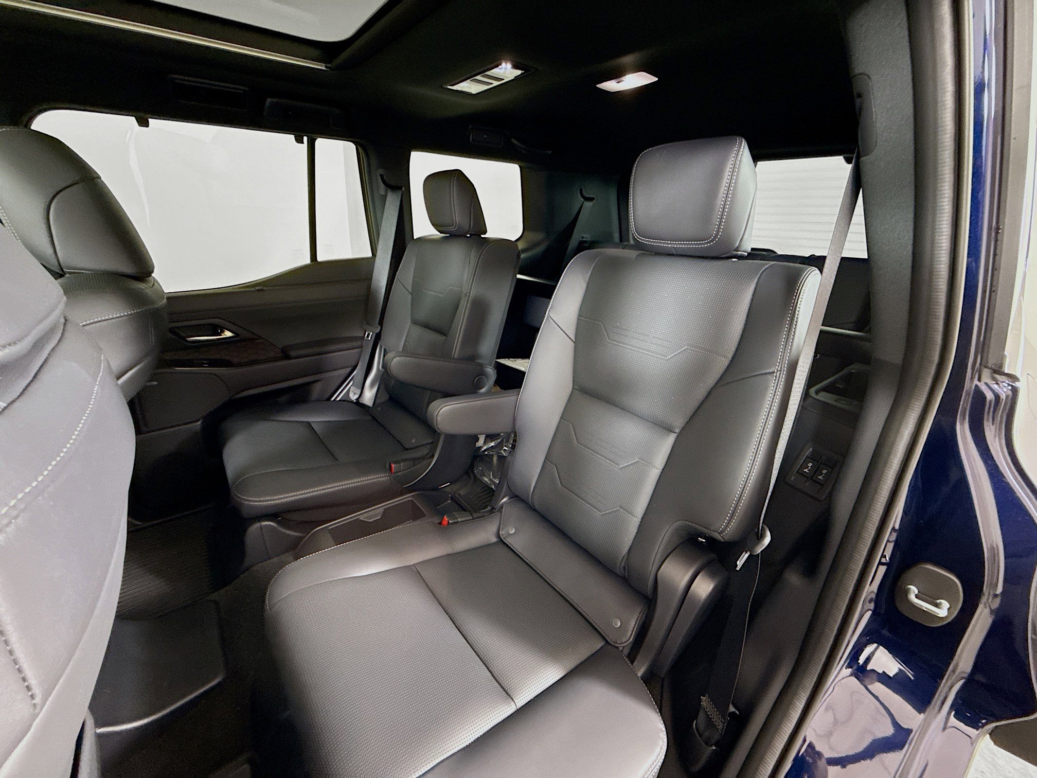 Certified 2025 Lexus GX 550 w/ Accessory Package (2T) image 23