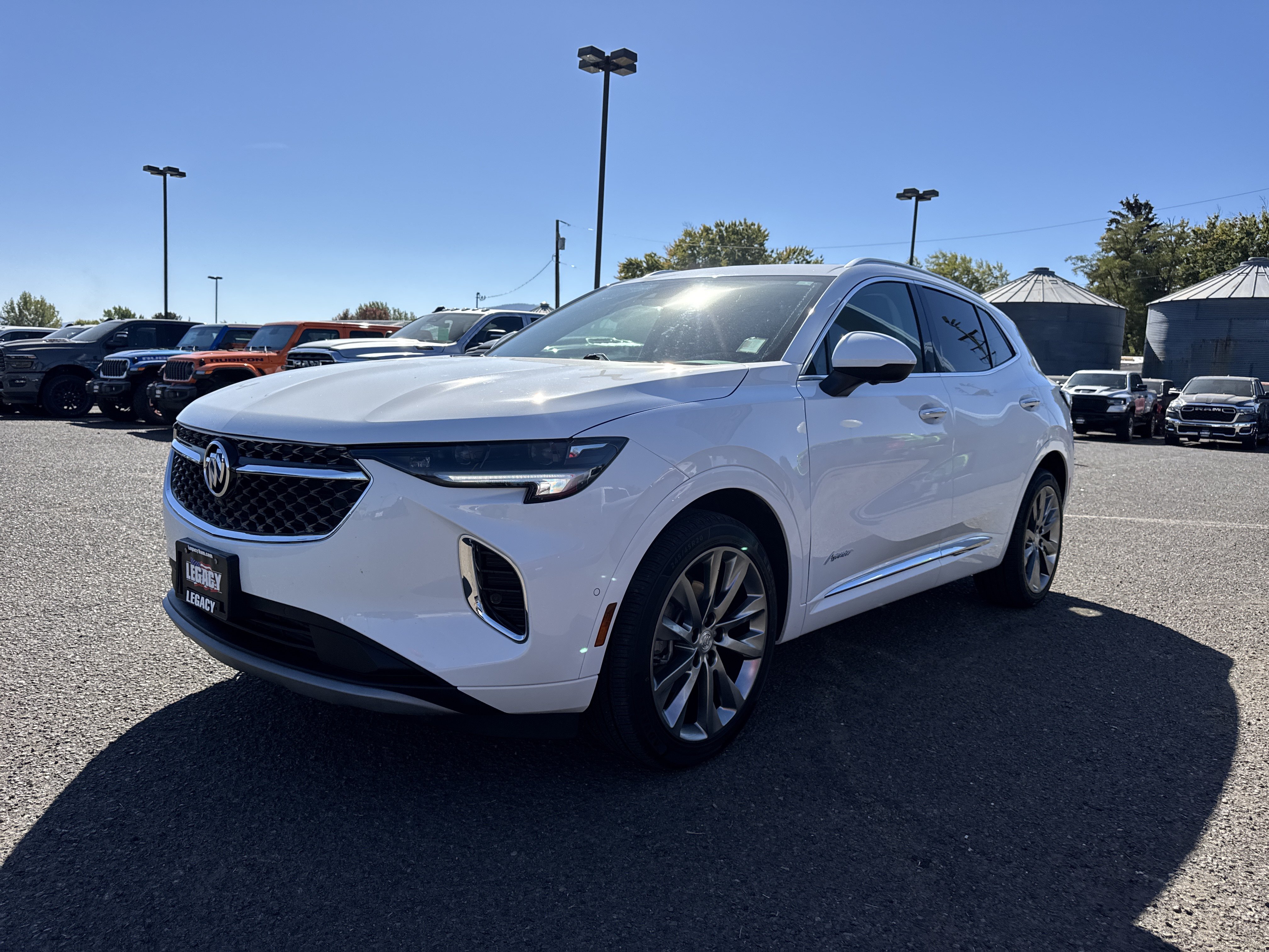 Used 2021 Buick Envision Avenir w/ Technology Package II AWD/4WD image 7