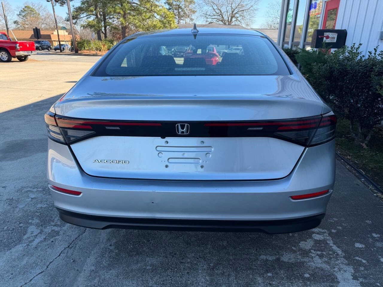 Used 2024 Honda Accord LX image 6