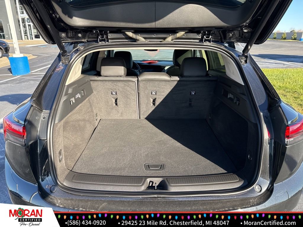 Used 2022 Buick Envision Essence w/ Safety Package image 31