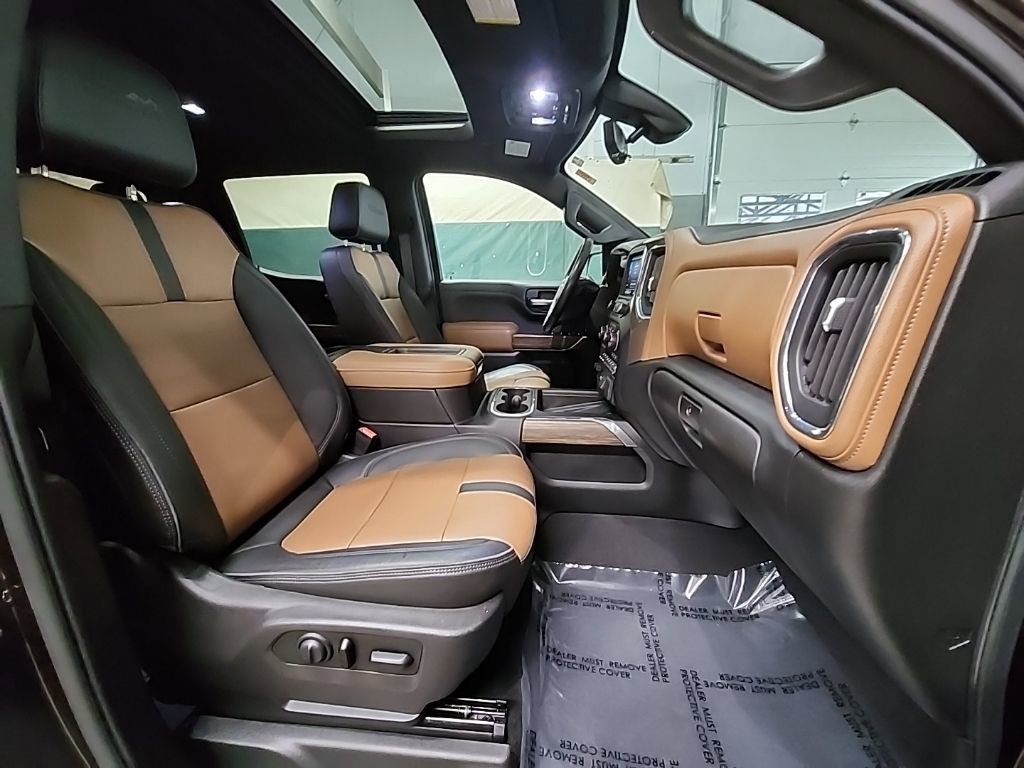 Used 2019 Chevrolet Silverado 1500 High Country w/ Technology Package image 25