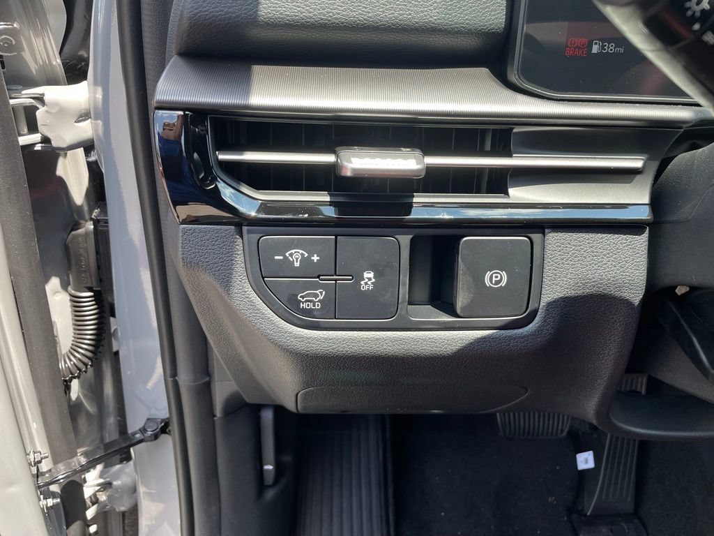 New 2026 Kia Sportage SX FWD image 13