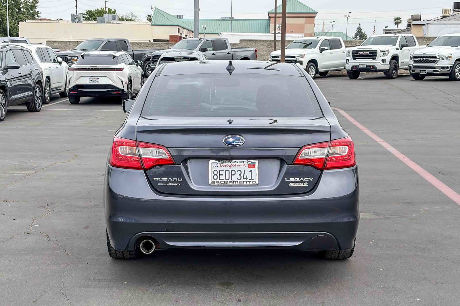 Used 2017 Subaru Legacy 2.5i Limited image 3
