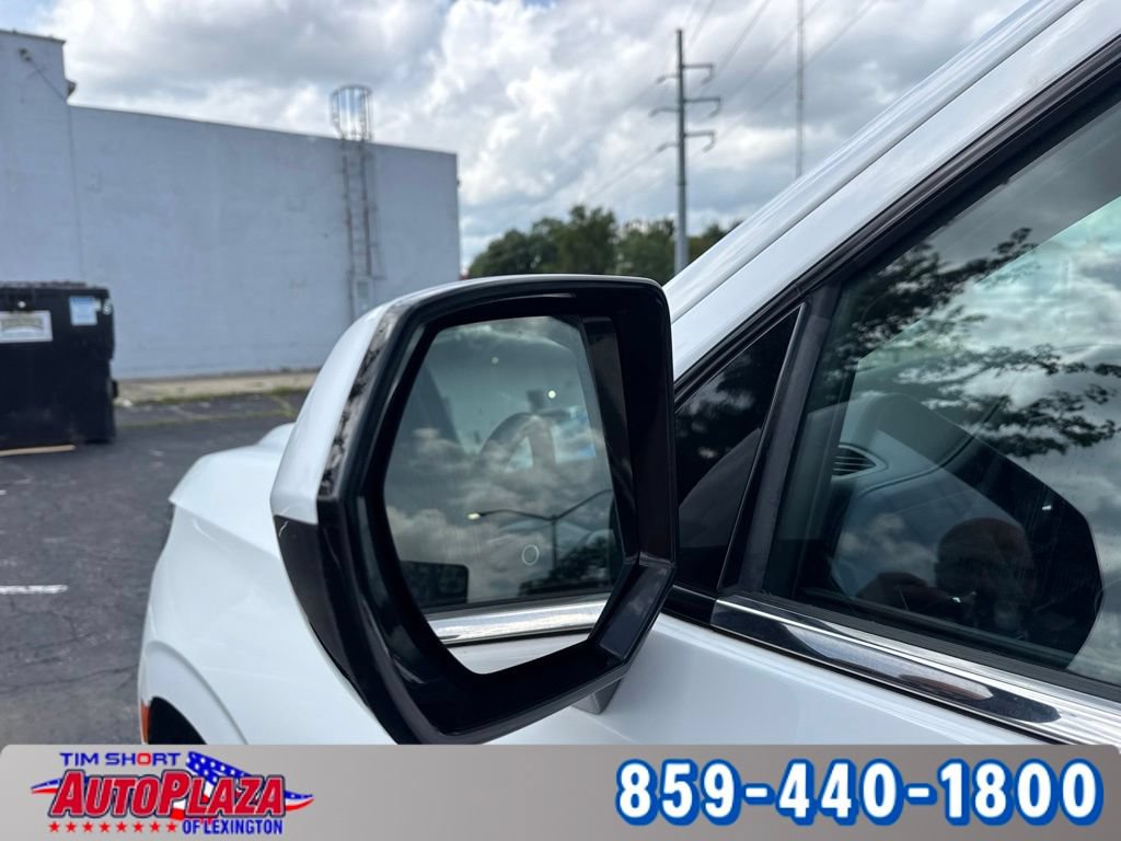 Used 2023 Chevrolet Suburban LT RWD image 19