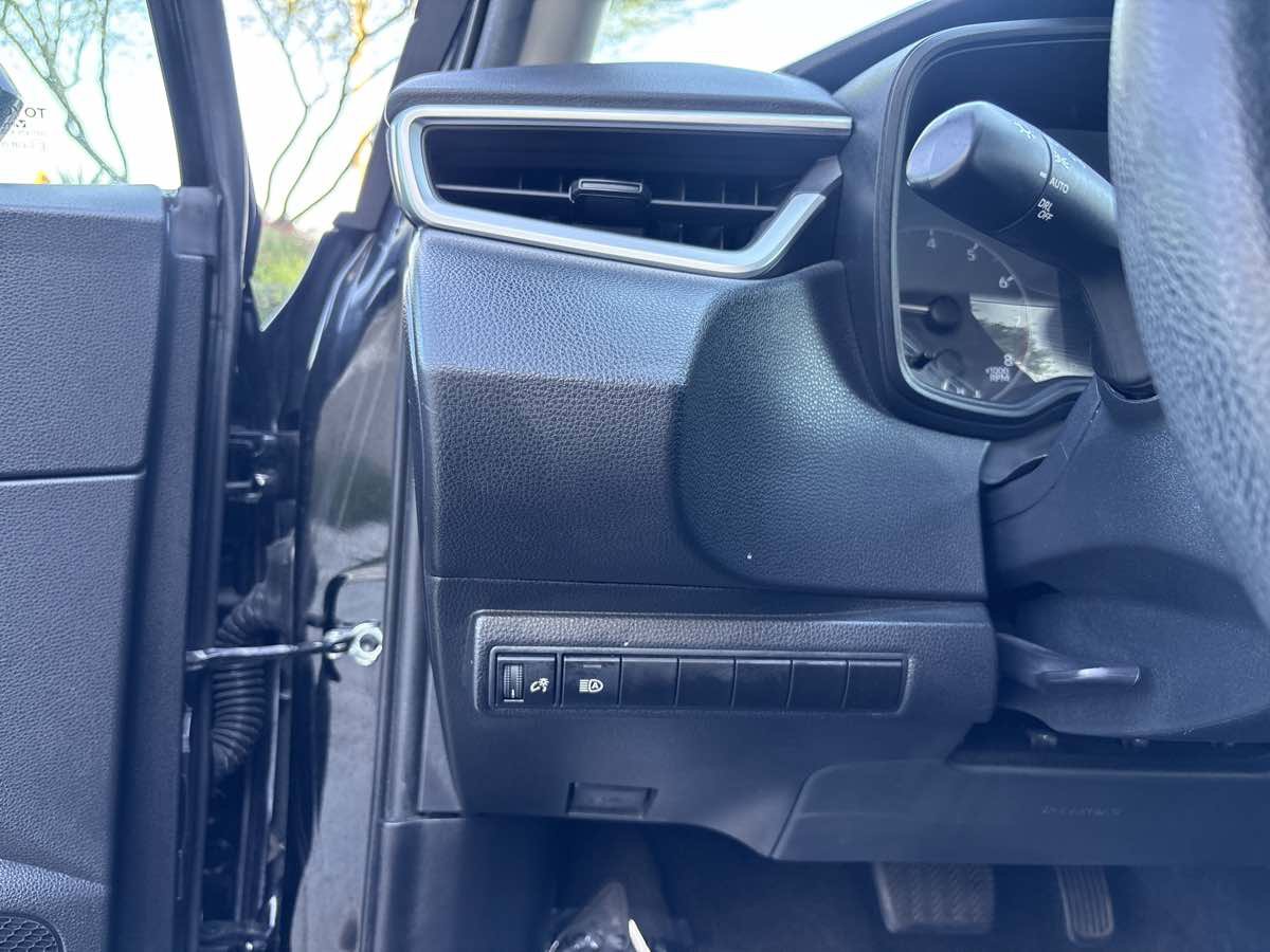 Used 2023 Toyota Corolla LE image 23