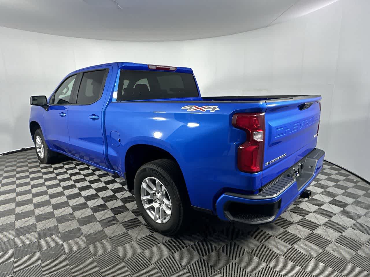 Used 2026 Chevrolet Silverado 1500 RST AWD/4WD image 19