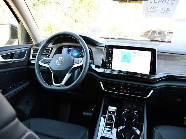 New 2026 Volkswagen Atlas SEL AWD/4WD image 19