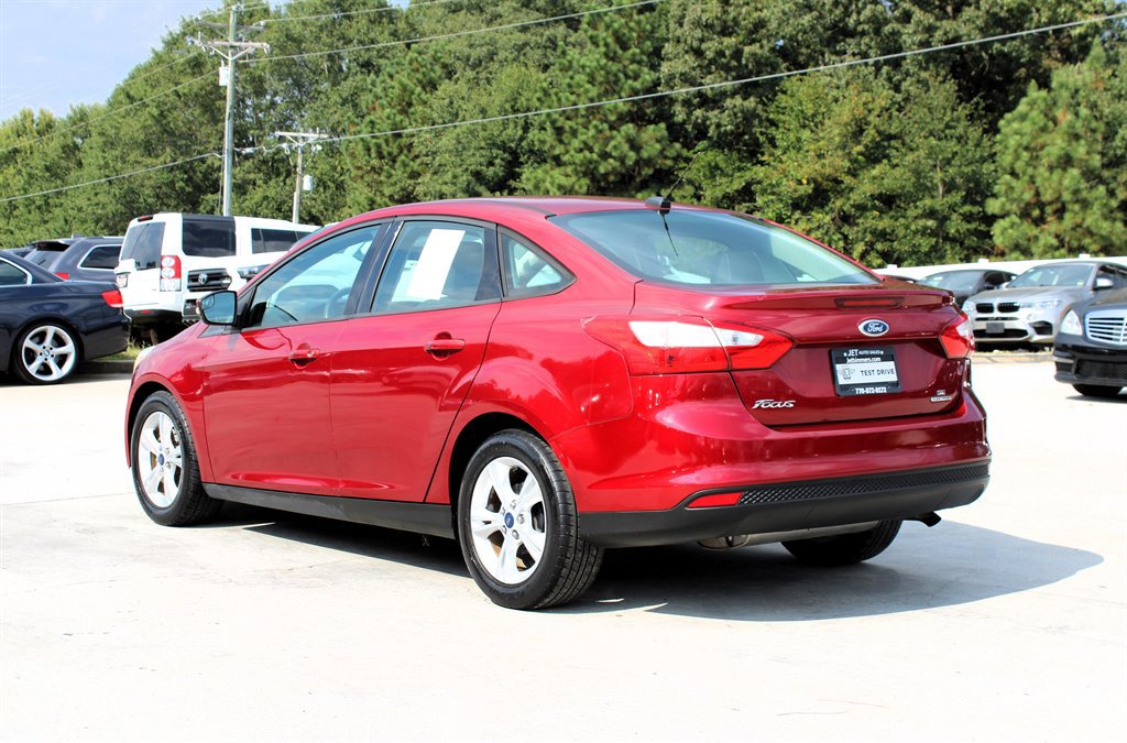 Used 2013 Ford Focus SE image 5
