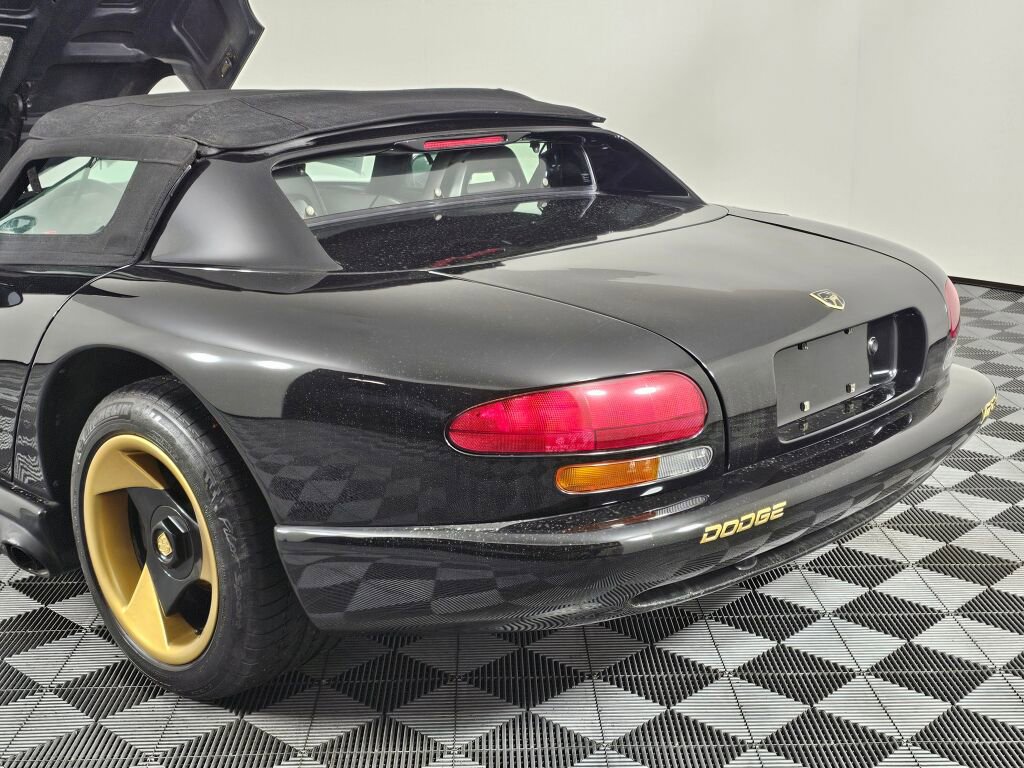 Used 1993 Dodge Viper RT/10 image 11