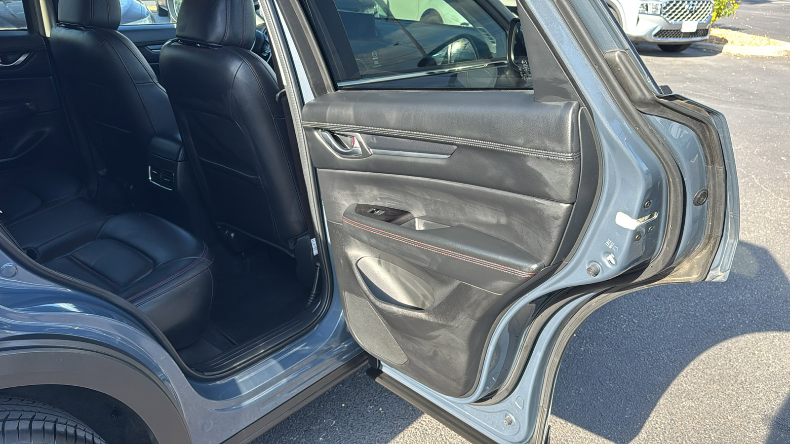 Certified 2024 MAZDA CX-5 Carbon Edition image 32