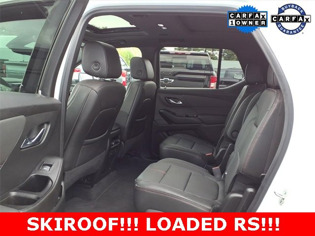Used 2023 Chevrolet Traverse RS image 18