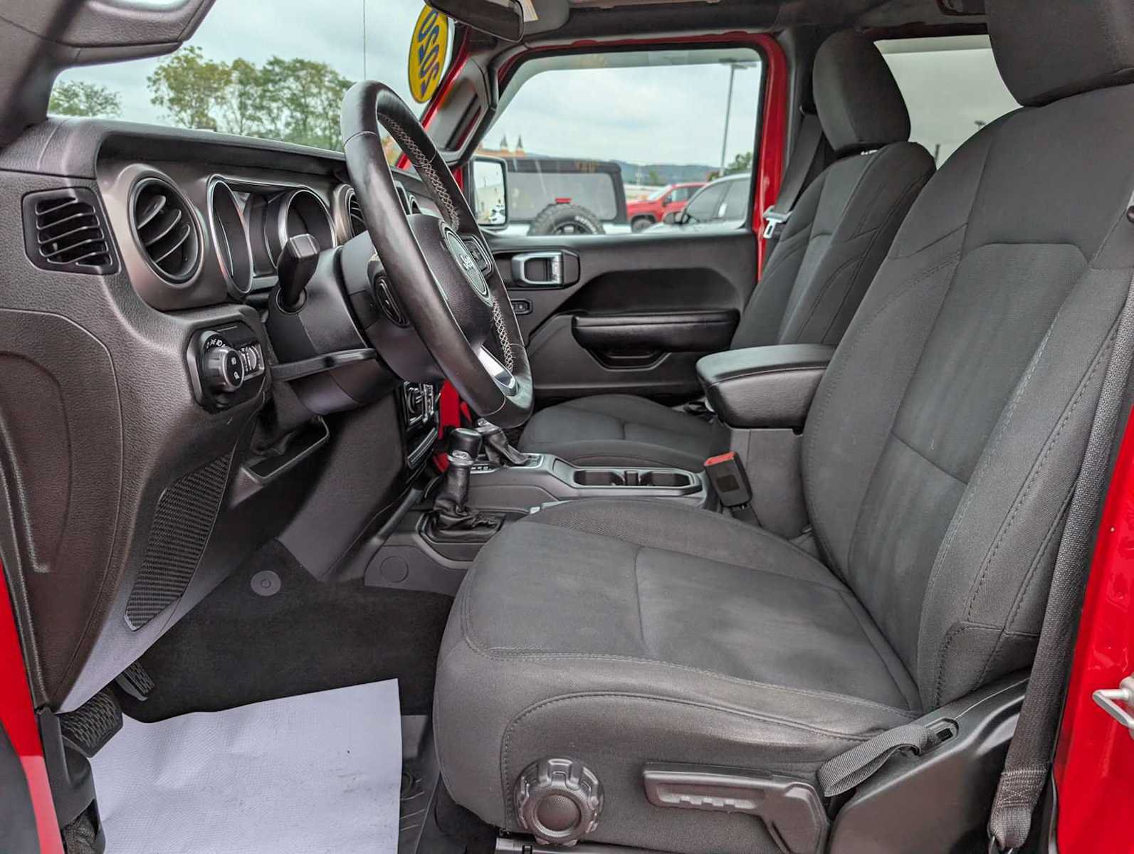 Used 2020 Jeep Gladiator Sport w/ Quick Order Package 24S AWD/4WD image 4