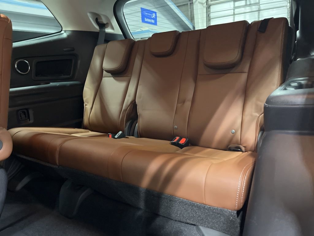 Used 2019 Subaru Ascent Touring w/ Popular Package #2 image 36