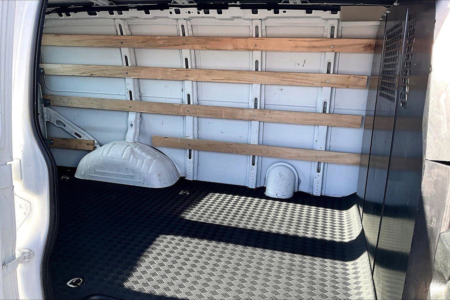 Used 2024 GMC Savana 2500 w/ Driver Convenience Package image 25