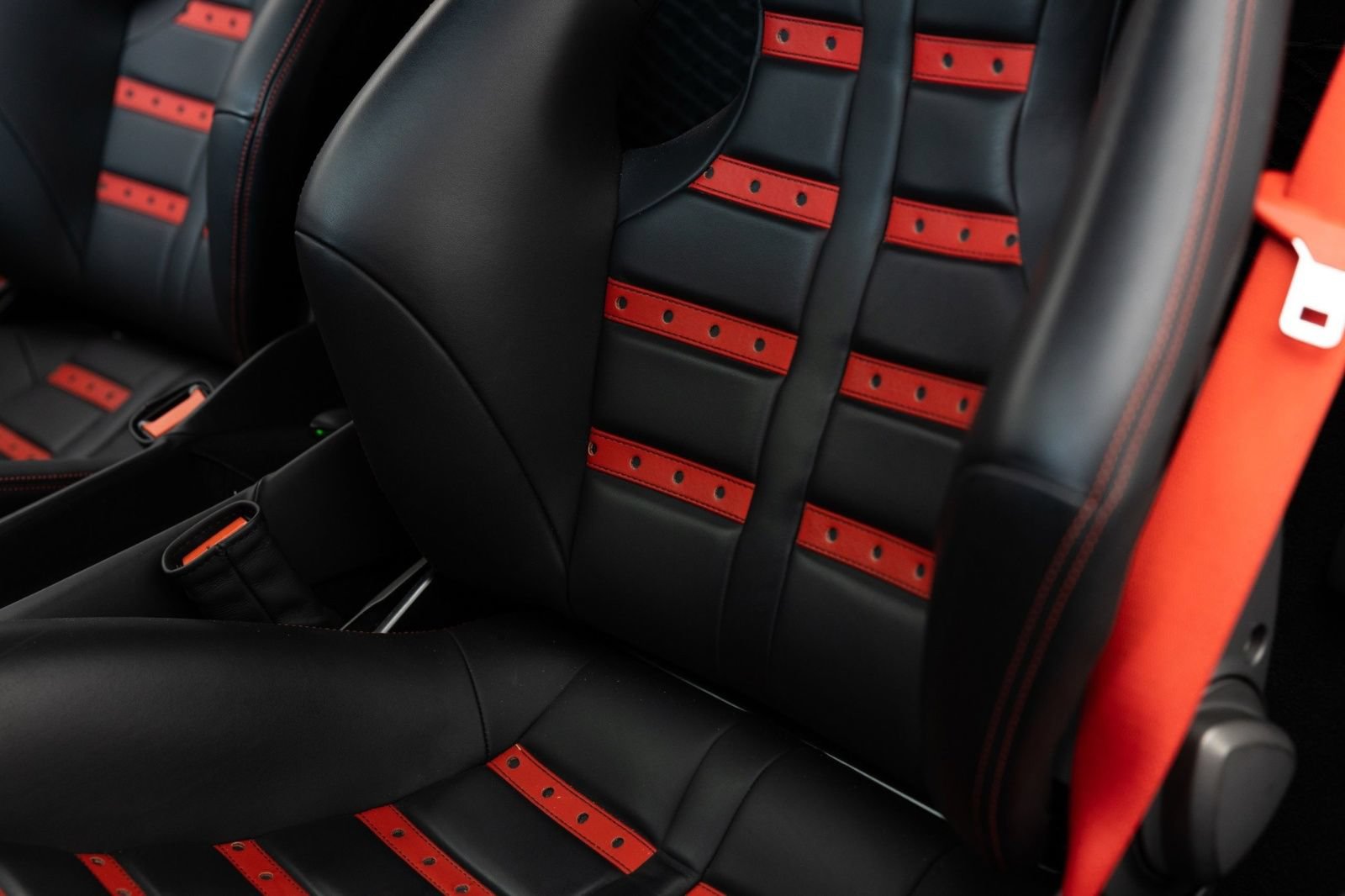 Used 2019 Ferrari 488 GTB RWD image 43
