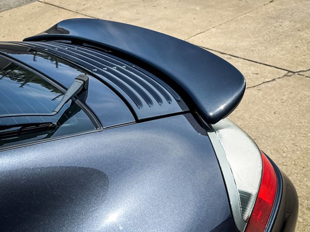 Used 2004 Porsche 911 Turbo image 21